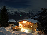 Ski in - Ski out Blockhaus an der Piste im Angebot von Alpenchalets